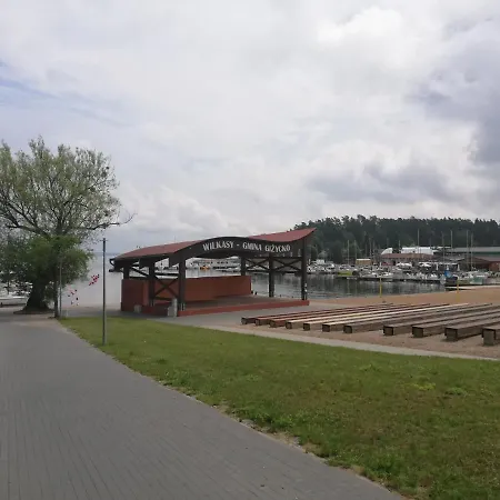 Jacht Motorowy Platinum 989 Flybridge Botel